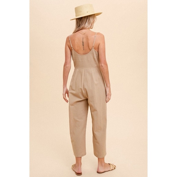 NWT Hem and Thread Easy Woven Jumpsuit - Size Medium - Picture 3 of 9